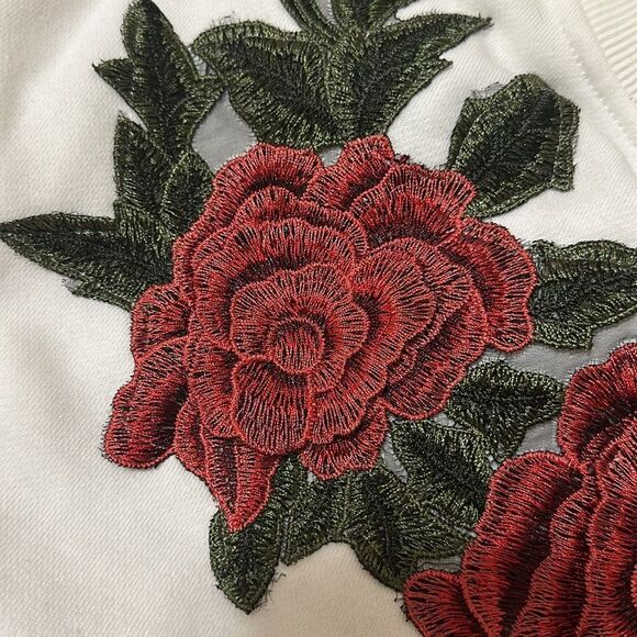 Saints + Secrets Cropped Sweatshirt with roses - Picture 6 of 8